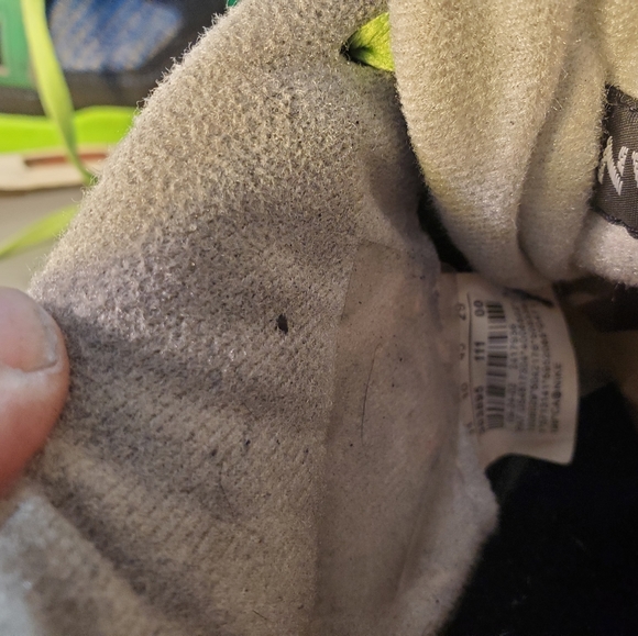 Air Jordan 4 Superman Shoes, 09-24-02 2417936 - Picture 10 of 11